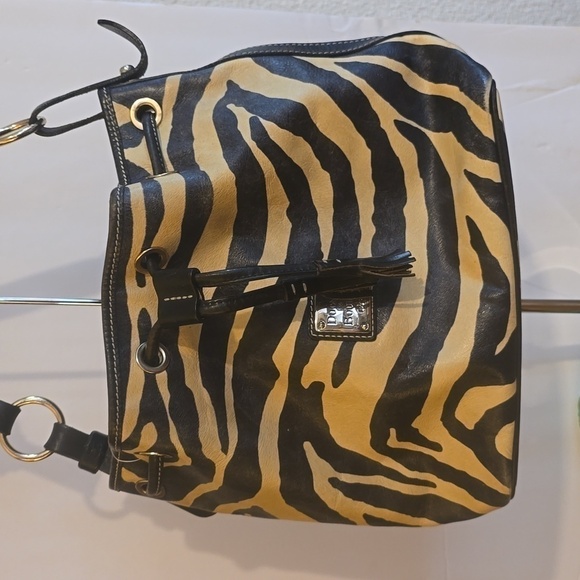 Dooney & Bourke Handbags - Dooney & Bourke Cream/ White Zebra Animal print leather Purse Bag Vintage